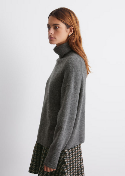 Loose Rollkragenpullover aus softem Schurwolle-Mix von MARC'O POLO DENIM